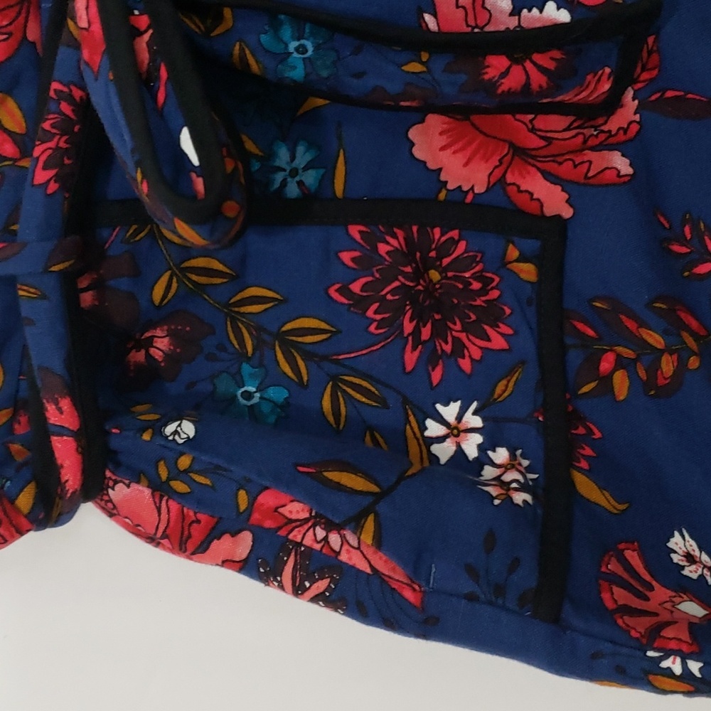 NWT Loft Linen Navy Floral Waist Tie 4 Pocket Shorts  Blue Pink Red White Size 6 - Picture 5 of 9